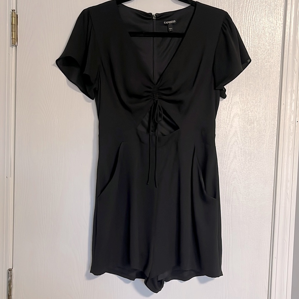 Romper shorts with pockets and sexy front cut out